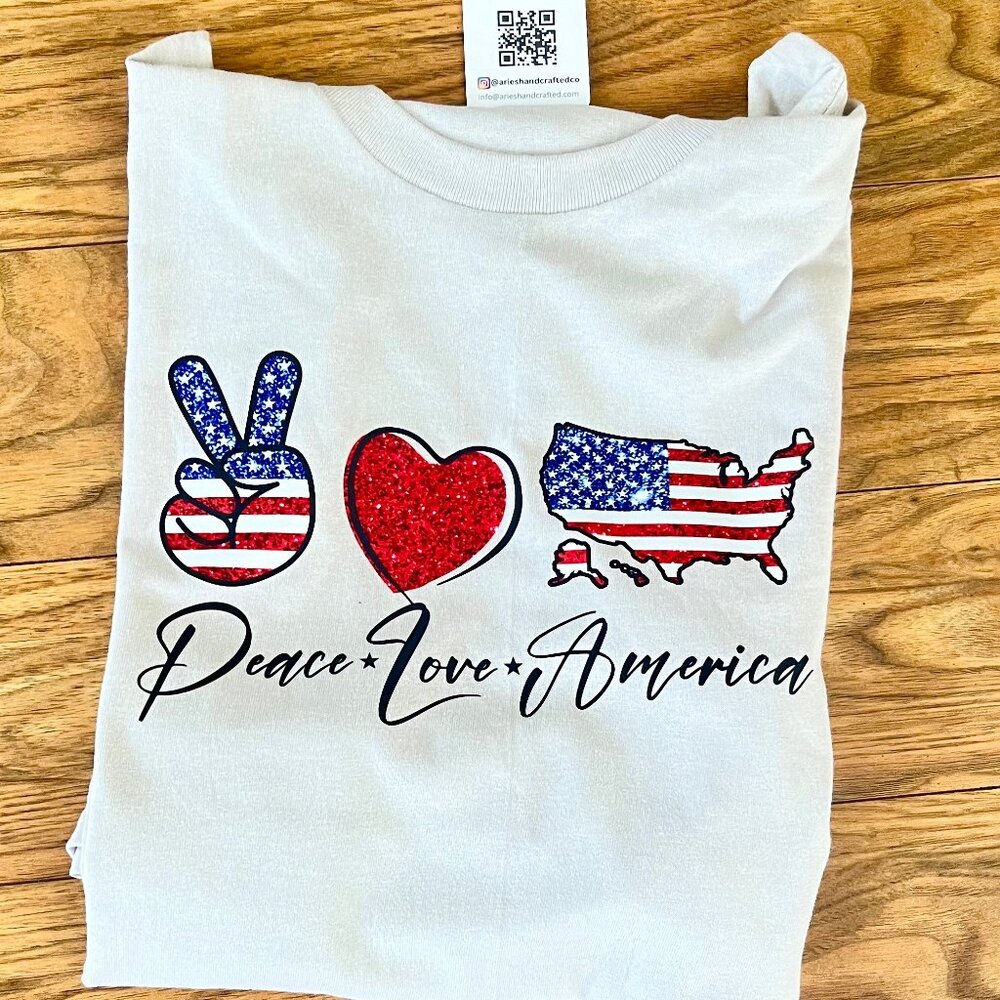 Peace+Love+America - 4th of July - America's Independence Day